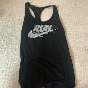 Nike workout razor back in size medium color black